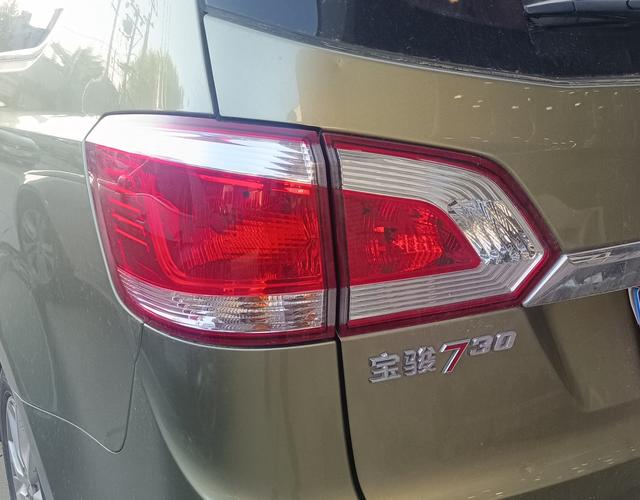 宝骏730 2014款 1.5L 手动 豪华型 (国Ⅳ) 