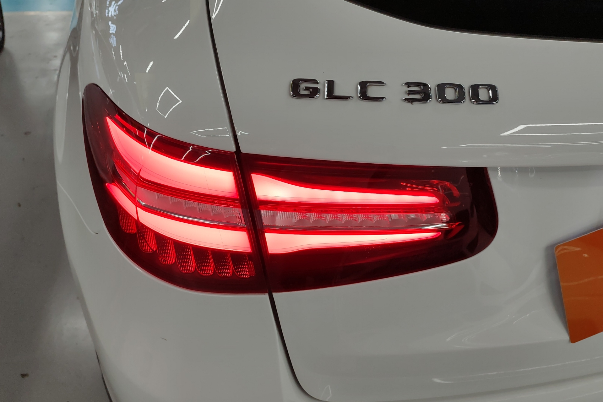 奔驰GLC GLC300 2018款 2.0T 自动 改款动感型 (国Ⅴ) 