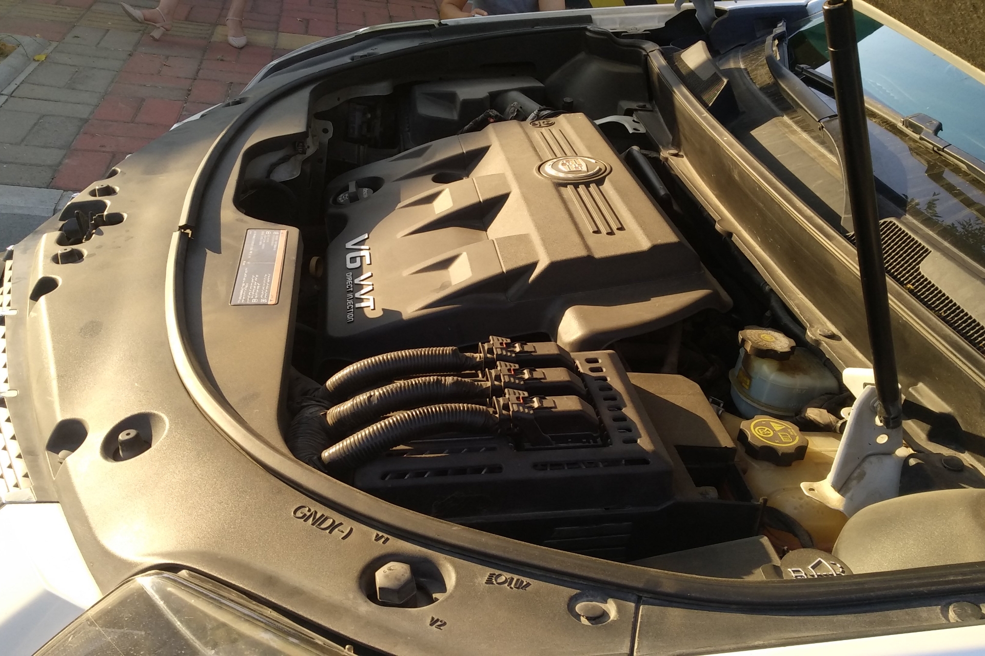 凯迪拉克SRX [进口] 2012款 3.0L 自动 前驱 精英版 