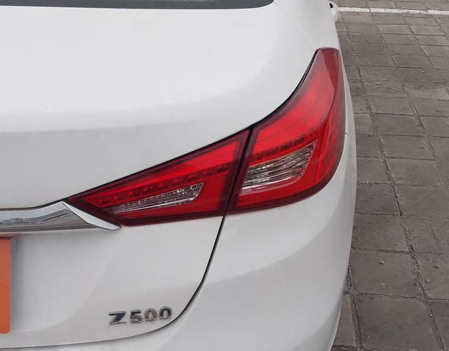 众泰Z500 2015款 1.5T 手动 豪华型 (国Ⅳ) 