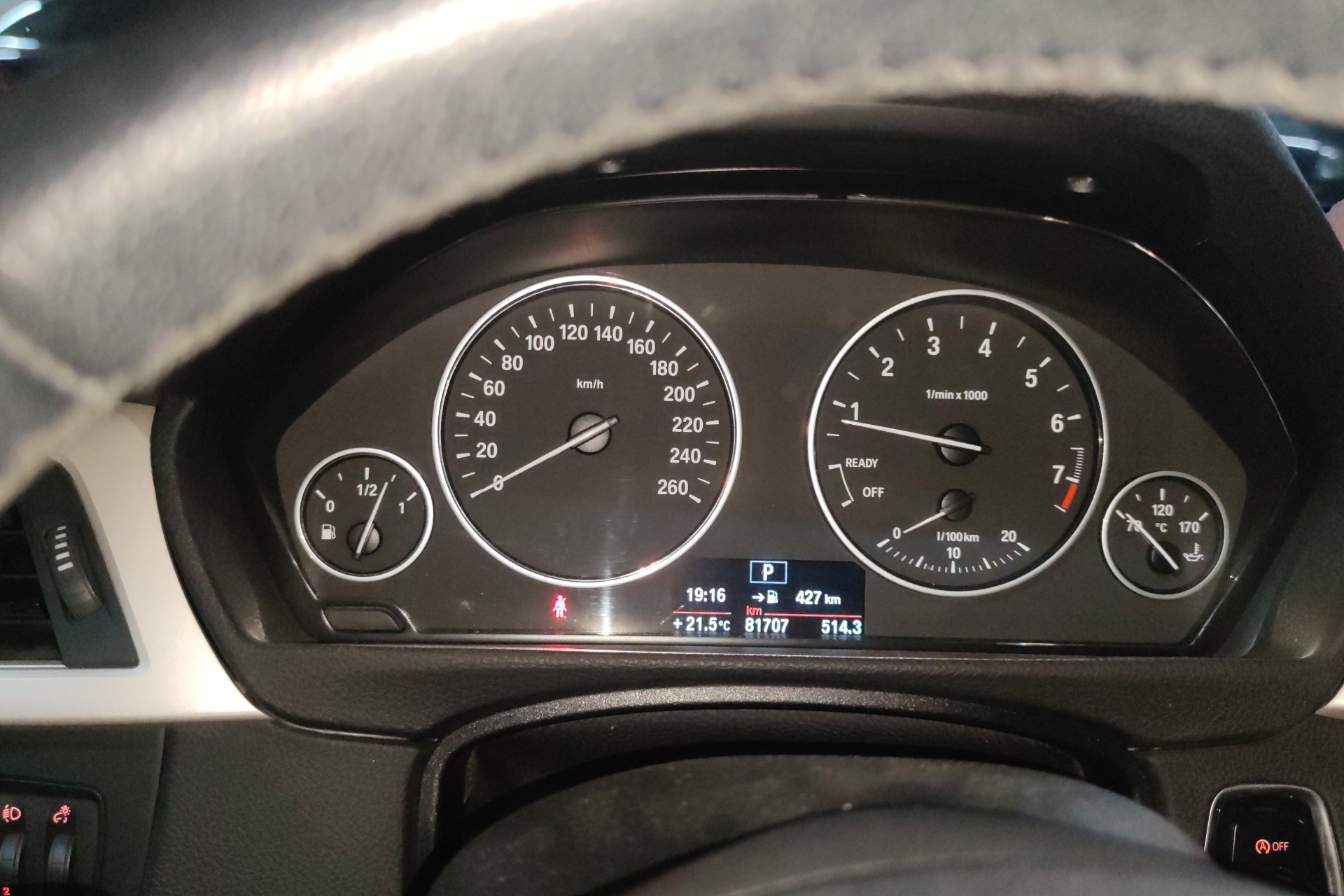 宝马3系 320i 2014款 2.0T 自动 汽油 进取型 (国Ⅳ) 