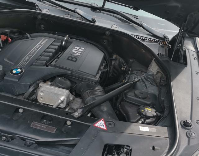 宝马5系GT 535i [进口] 2011款 3.0T 自动 汽油 典雅型 