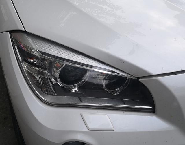 宝马X1 xDrive20i 2015款 2.0T 自动 四驱 汽油 X套装晋级版 (国Ⅳ) 
