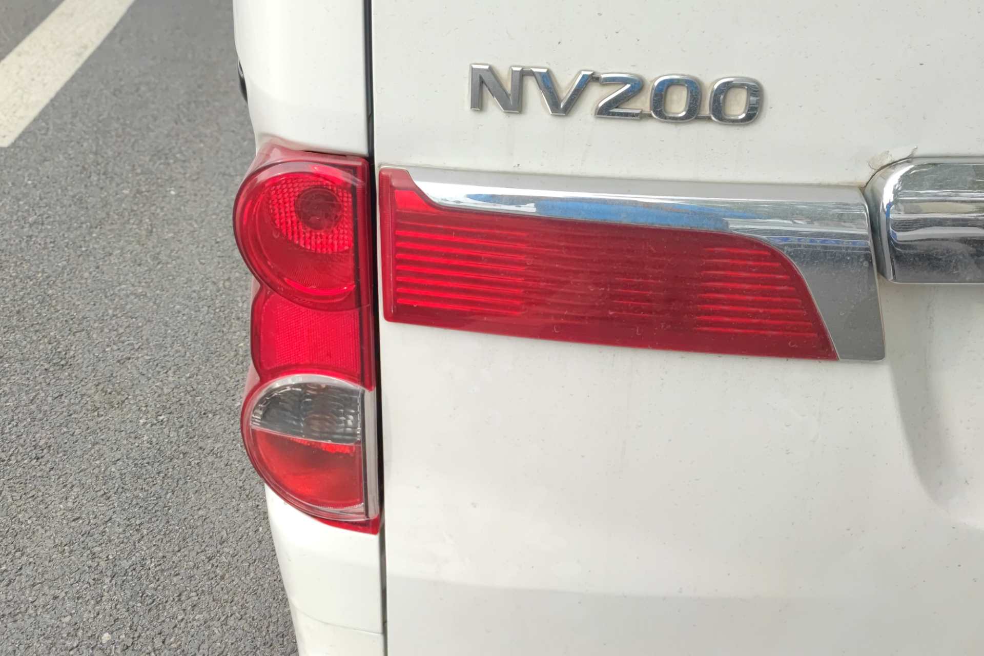 日产NV200 2014款 1.6L 手动 7座 尊雅型 (国Ⅳ) 