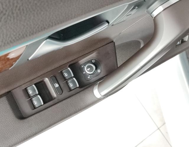 大众迈腾旅行 [进口] 2012款 2.0T 自动 汽油 舒适版 