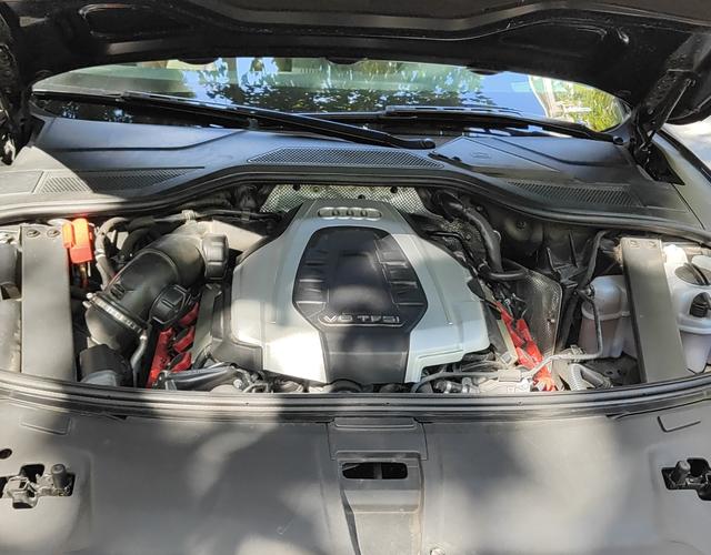 奥迪A8L 45TFSI [进口] 2016款 3.0T 自动 汽油 舒适型 