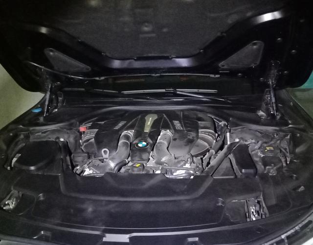 宝马7系 750Li [进口] 2017款 4.0T 自动 汽油 个性化定制版四座 