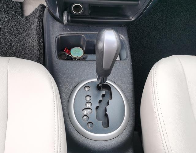 铃木天语SX4 2011款 1.6L 自动 5门5座两厢车 舒适型 (国Ⅳ) 