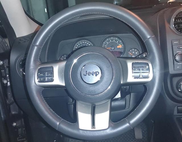 吉普自由客 [进口] 2015款 2.4L 自动 四驱 运动版 
