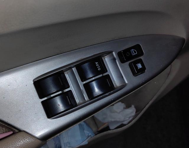 比亚迪F3 2014款 1.5L 手动 尊贵型 (国Ⅳ) 