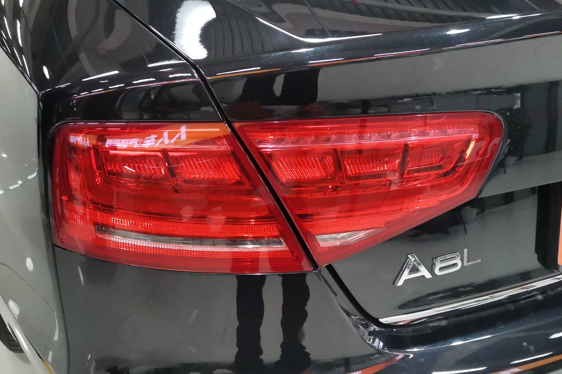 奥迪A8L 45 [进口] 2013款 3.0T 自动 汽油 豪华型 