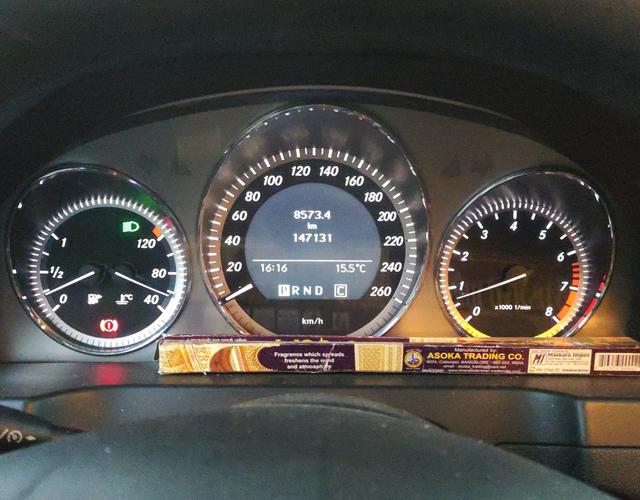 奔驰C级旅行 C300 [进口] 2010款 3.0L 自动 汽油 
