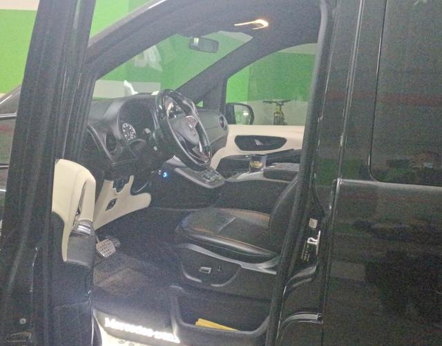 奔驰威霆 2016款 2.0T 自动 7座 汽油 精英版 (国Ⅴ) 