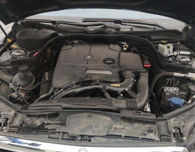 奔驰E级 E260L 2015款 2.0T 自动 汽油 (国Ⅳ) 