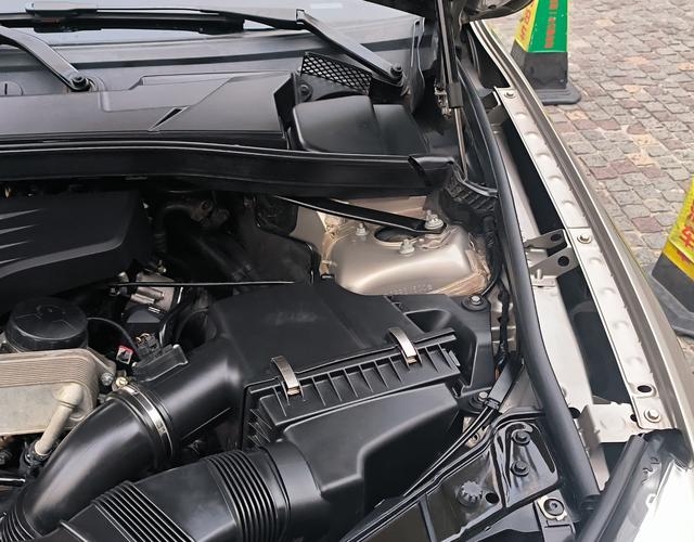 宝马X1 sDrive18i 2014款 2.0T 自动 后驱 汽油 领先型 (国Ⅳ) 