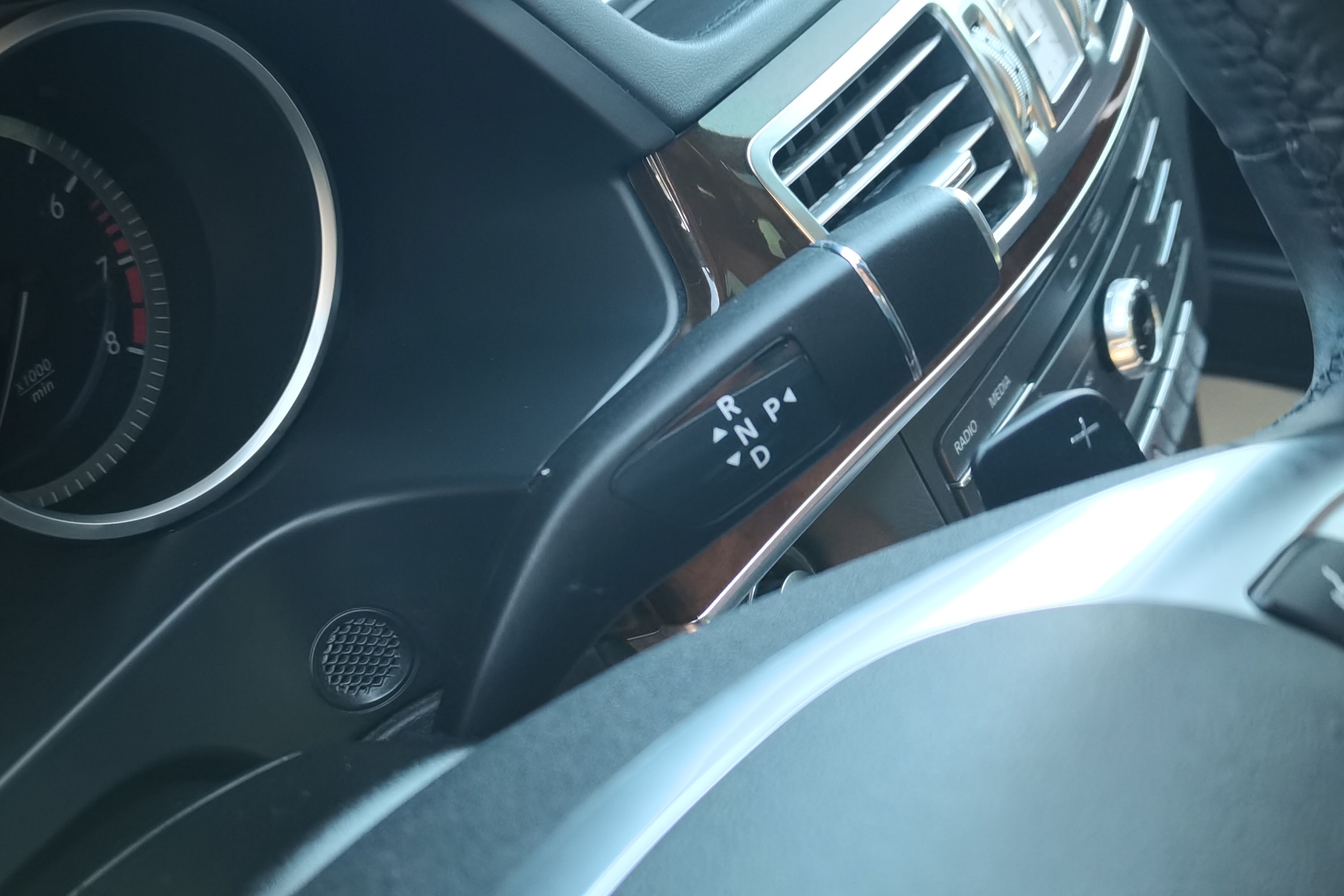 奔驰E级 E320L 2015款 3.0T 自动 汽油 (国Ⅴ) 