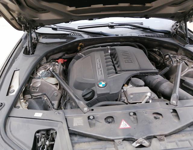 宝马5系 535Li 2015款 3.0T 自动 汽油 领先型 (国Ⅴ) 