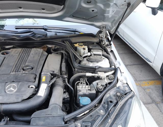 奔驰E级 E200 [进口] 2010款 1.8T 自动 汽油 优雅型 