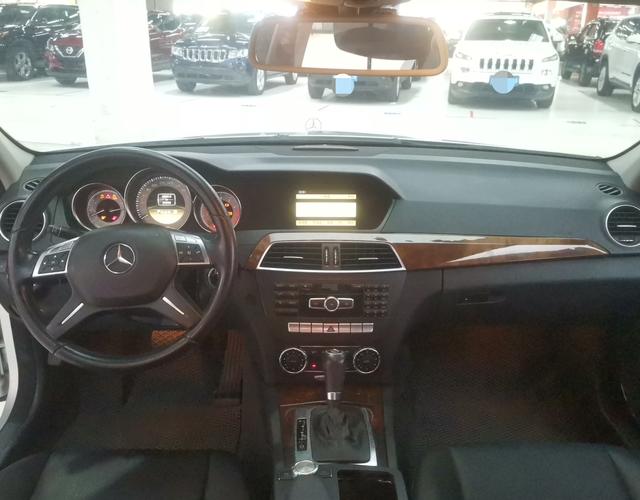 奔驰C级 C200 2011款 1.8T 自动 优雅型 (国Ⅳ) 