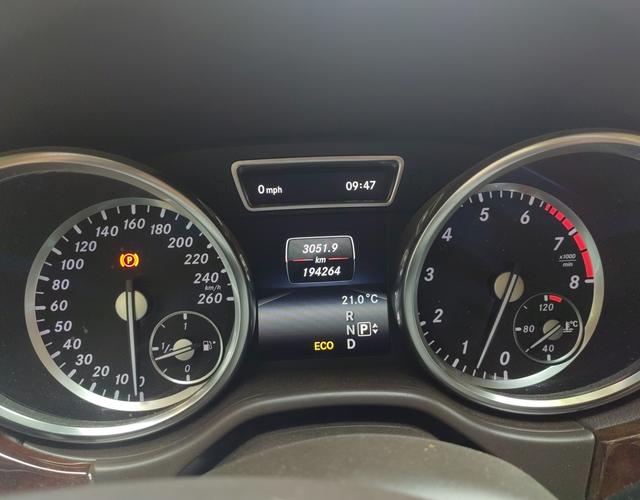 奔驰M级 ML400 [进口] 2015款 3.0T 自动 汽油 豪华型 (欧Ⅳ) 