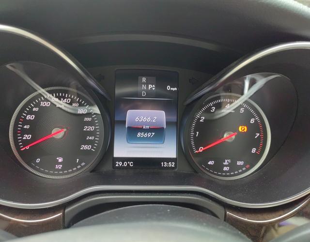 奔驰V级 2017款 2.0T 自动 V260尊贵版 (国Ⅴ) 